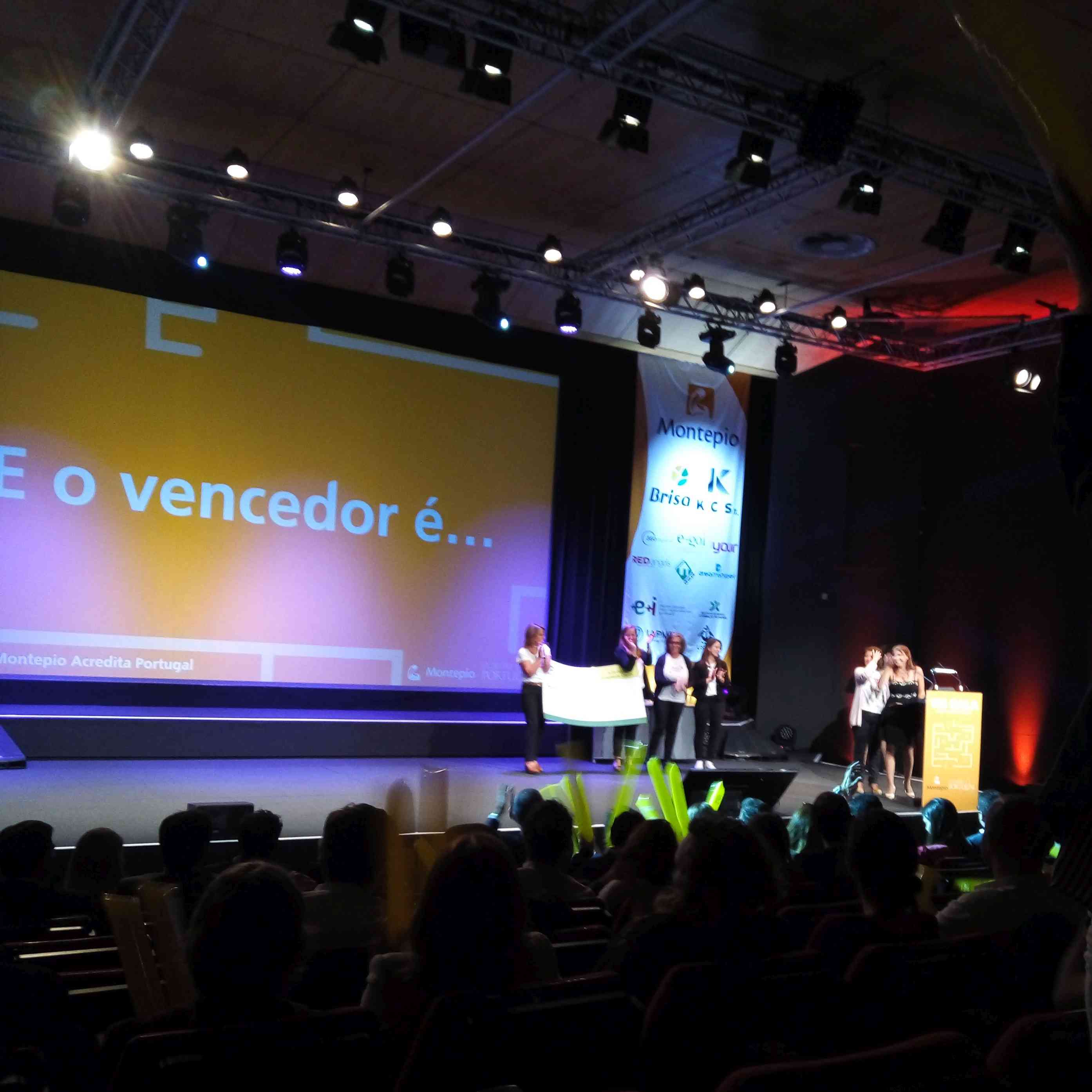 Entrega do prémio do Publico na 8ª Gala Montepio Acredita Portugal