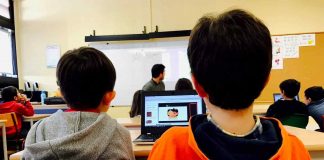 Academia de Código_Júnior abre vagas gratuitas para as escolas poderem ensinar a programar.