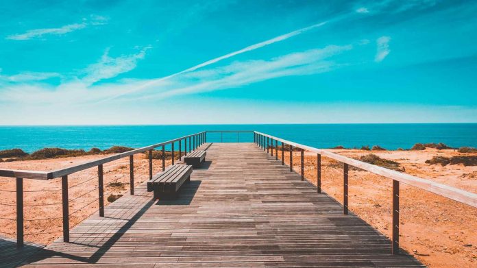 Algarve é o principal destino turístico dos portugueses nas férias de verão