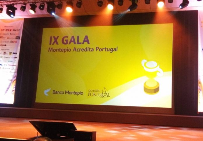 Palco da IX Gala do concurso Montepio Acredita Portugal