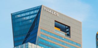 Edificio sede da Thales, em França