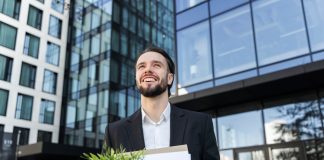 Salário lidera saídas voluntárias nas empresas ibéricas