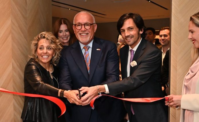 Pamela Liebman, John J. Arrigo e Hugo Santos Ferreira